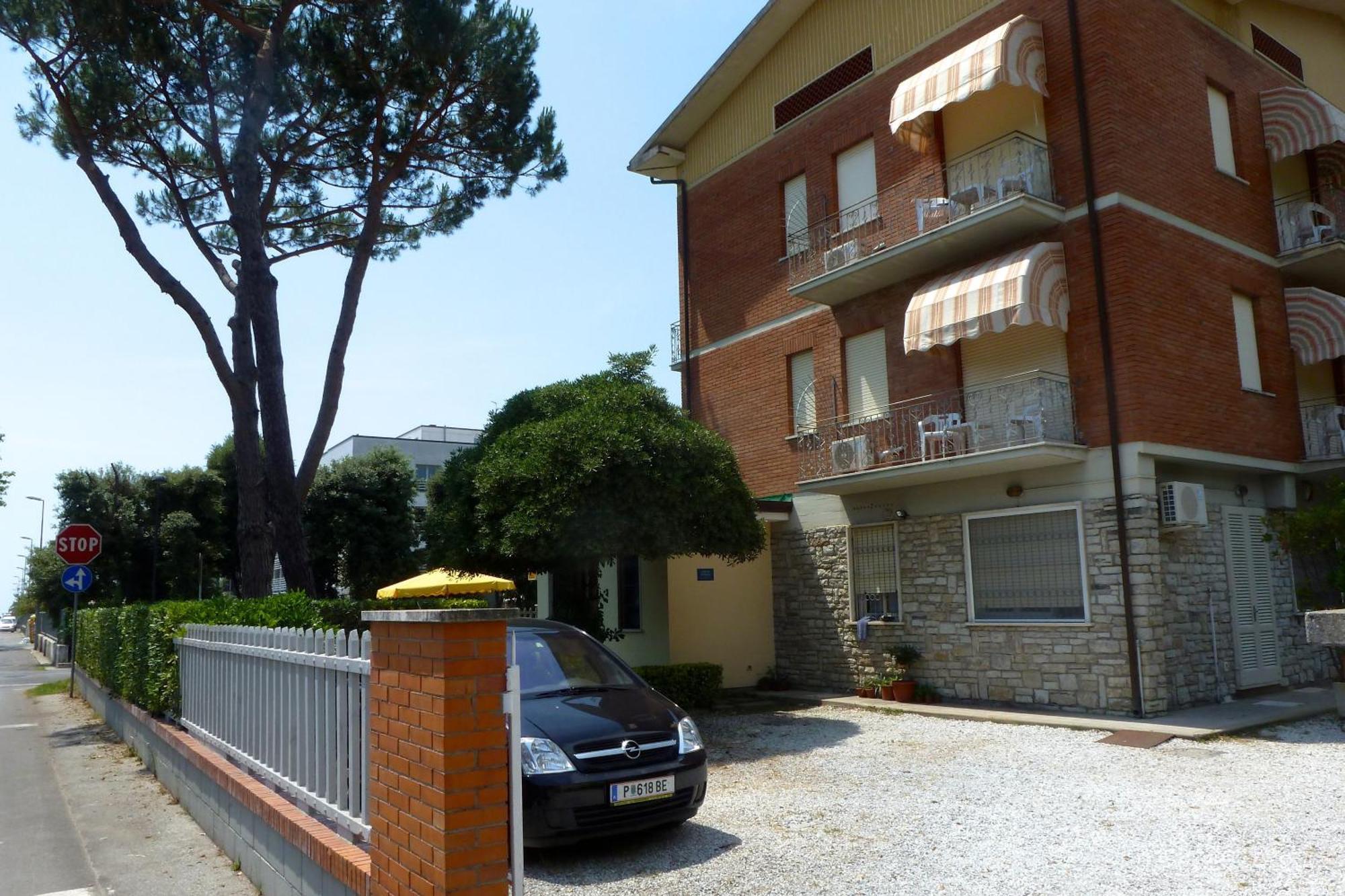 Hotel Versilia Λίντο ντι Καμαϊόρε Εξωτερικό φωτογραφία